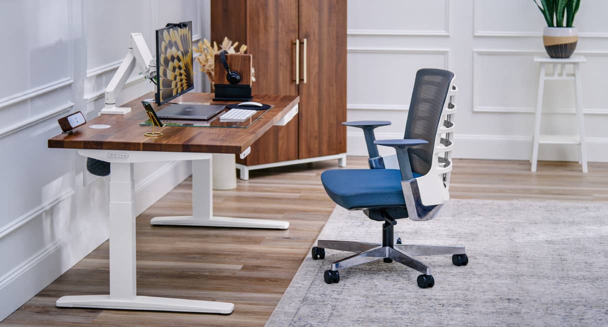 UPLIFT Desk V3 Standing Desk - Walnut